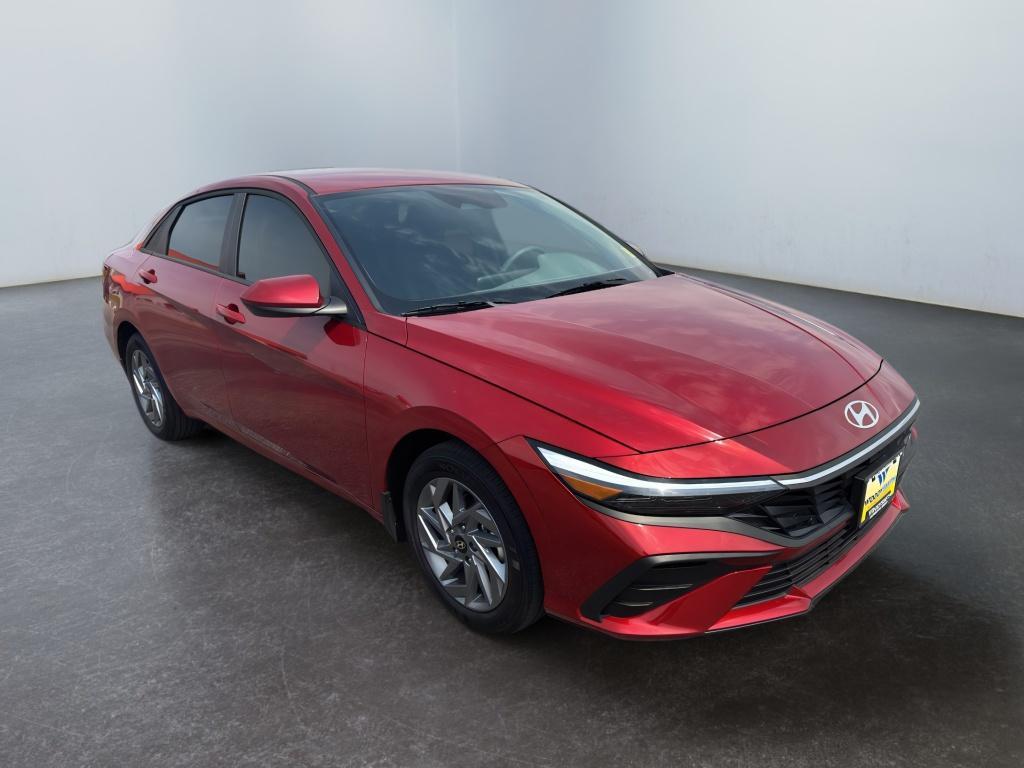 new 2025 Hyundai ELANTRA HEV car, priced at $27,260