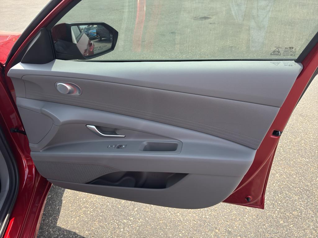 new 2025 Hyundai ELANTRA HEV car, priced at $27,260