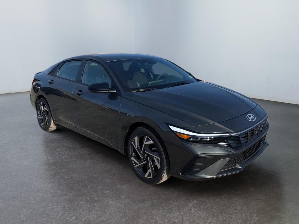 new 2025 Hyundai Elantra car, priced at $25,070