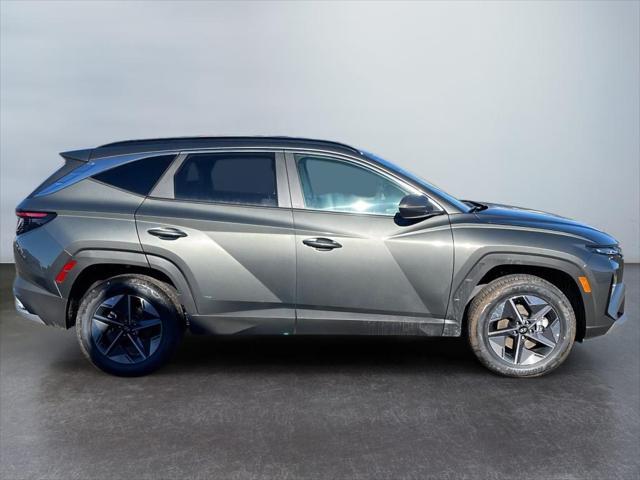 new 2025 Hyundai TUCSON Hybrid car, priced at $38,435