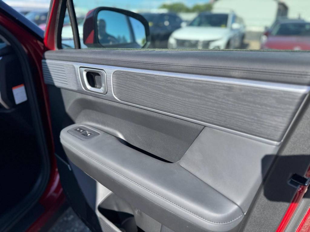 new 2024 Hyundai Santa Fe car, priced at $47,725