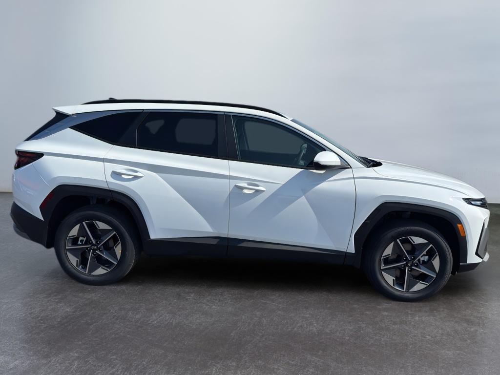 new 2025 Hyundai Tucson car, priced at $35,190