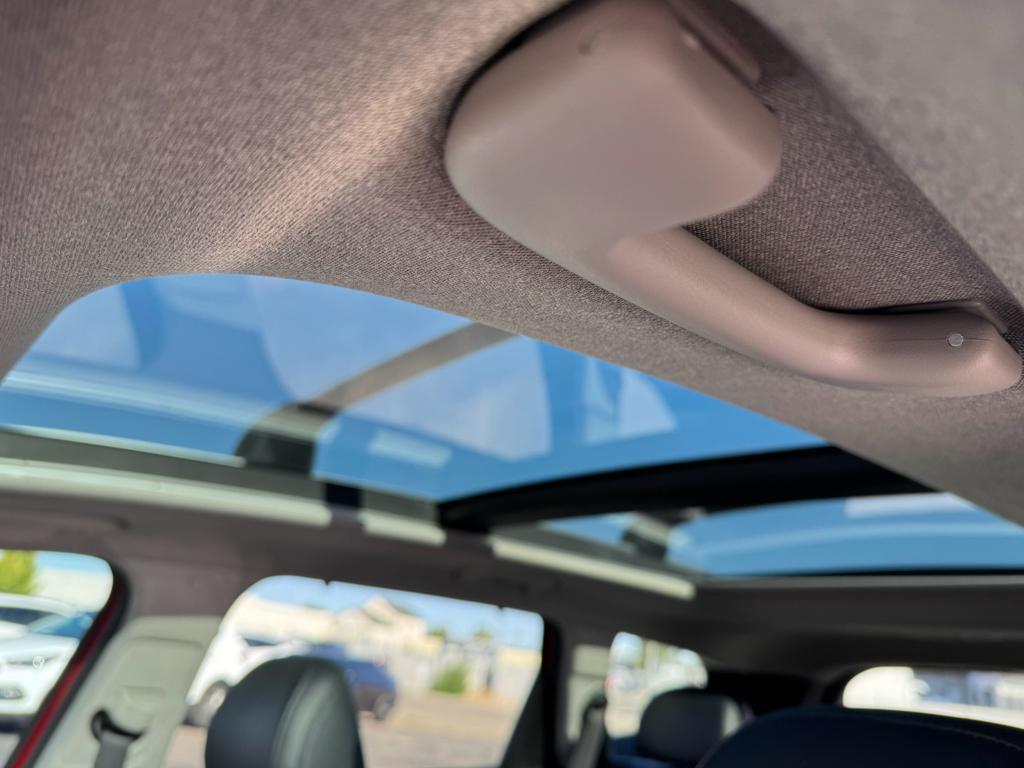 used 2020 Hyundai Santa Fe car, priced at $24,995