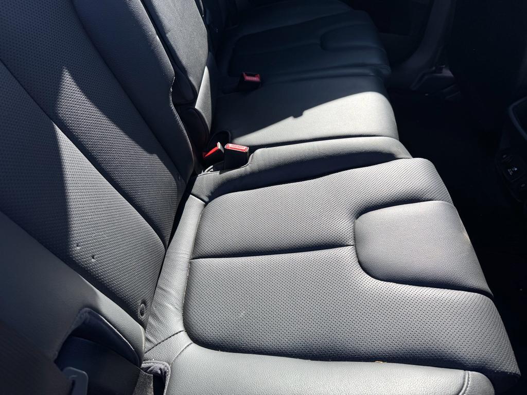 used 2020 Hyundai Santa Fe car, priced at $24,995