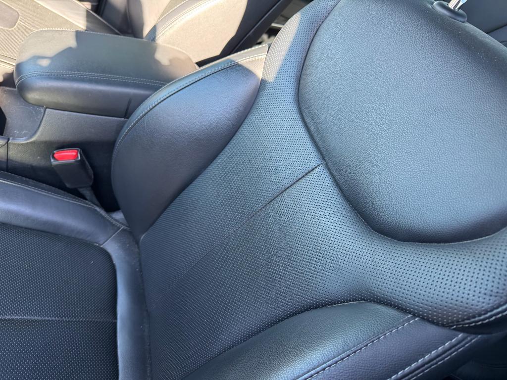 used 2020 Hyundai Santa Fe car, priced at $24,995