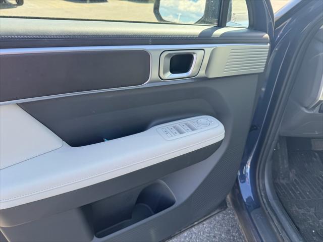 used 2025 Hyundai Santa Fe car, priced at $36,995