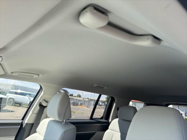 used 2025 Hyundai Santa Fe car, priced at $36,995