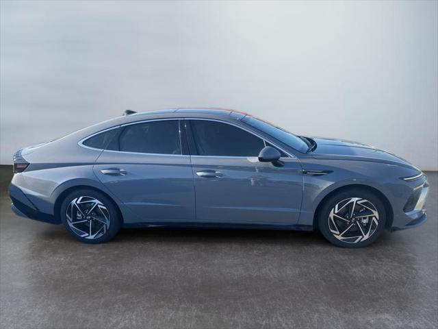 new 2024 Hyundai Sonata car, priced at $31,910