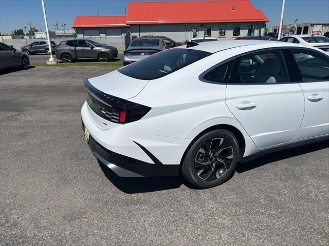 new 2024 Hyundai Sonata car, priced at $31,220