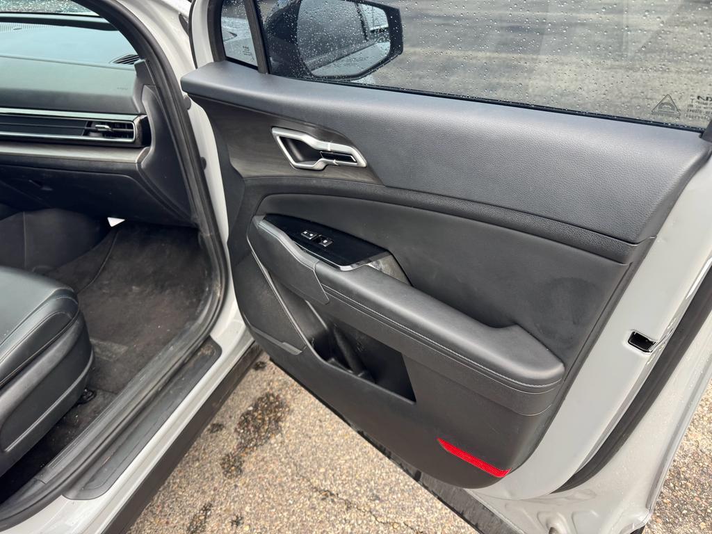 used 2024 Kia Sportage car, priced at $31,995