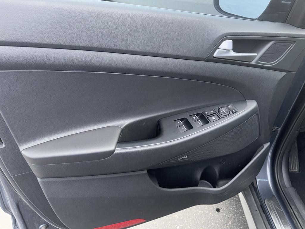 used 2021 Hyundai Tucson car, priced at $24,995