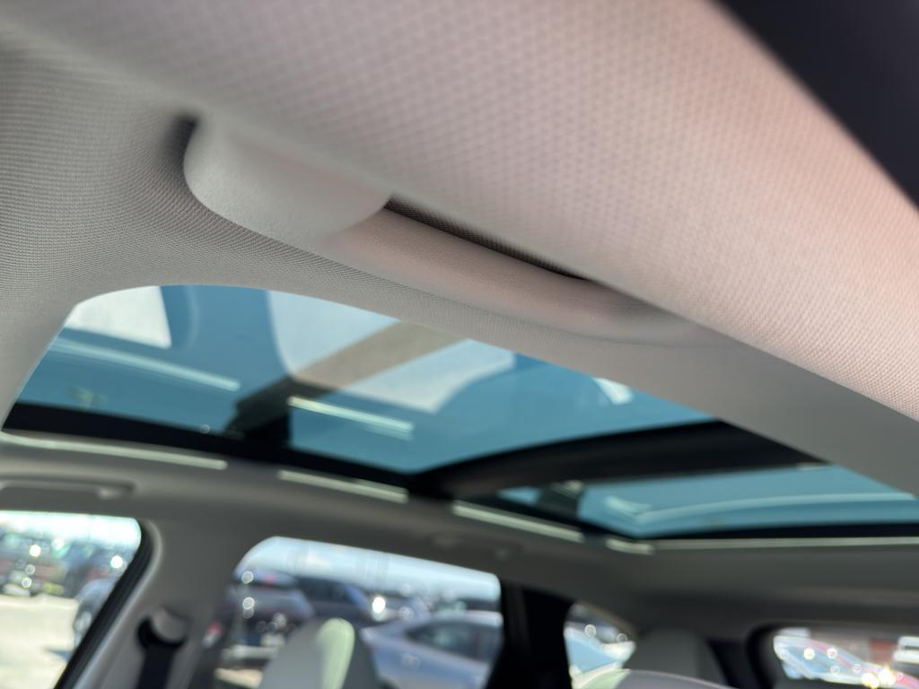 new 2025 Hyundai TUCSON Hybrid car, priced at $38,940