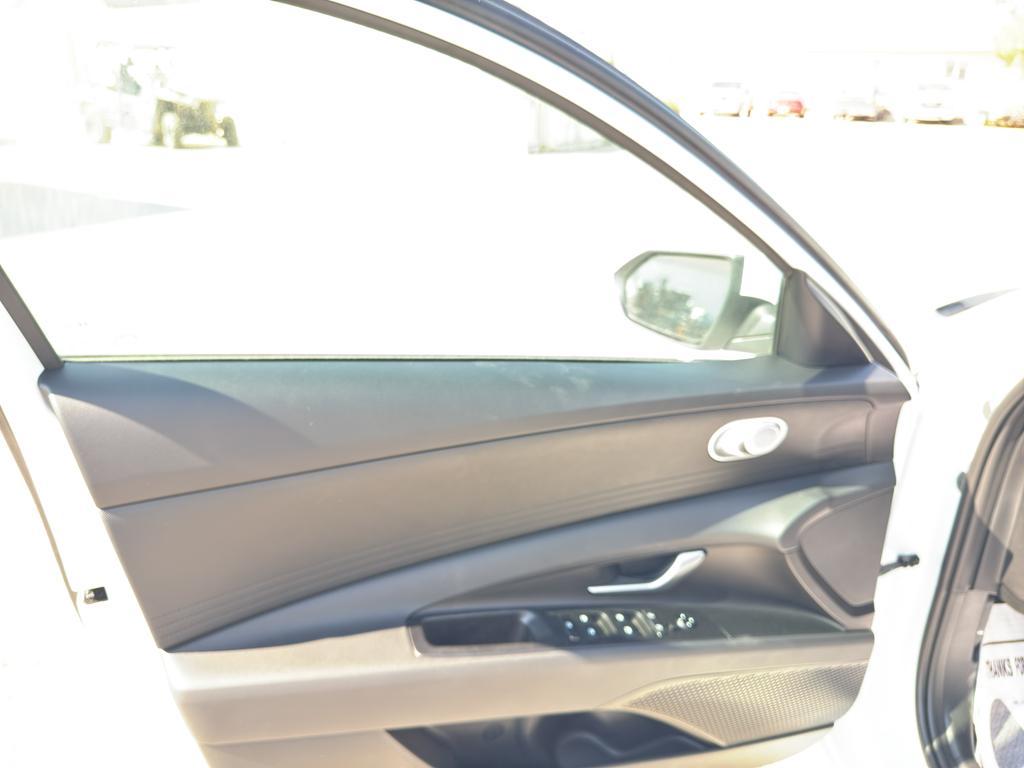 new 2025 Hyundai ELANTRA HEV car, priced at $27,785