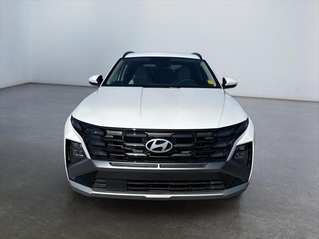 new 2025 Hyundai Tucson car, priced at $34,105