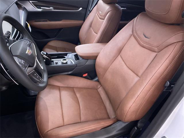 new 2025 Cadillac XT5 car, priced at $65,480