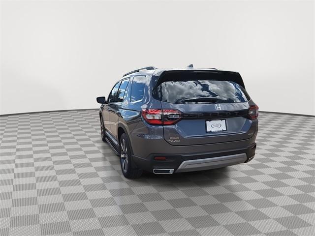 used 2025 Honda Pilot car, priced at $49,500