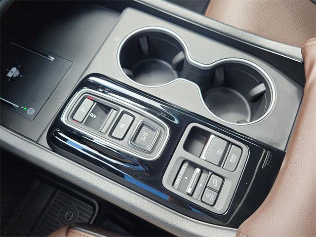 used 2025 Honda Pilot car, priced at $49,500