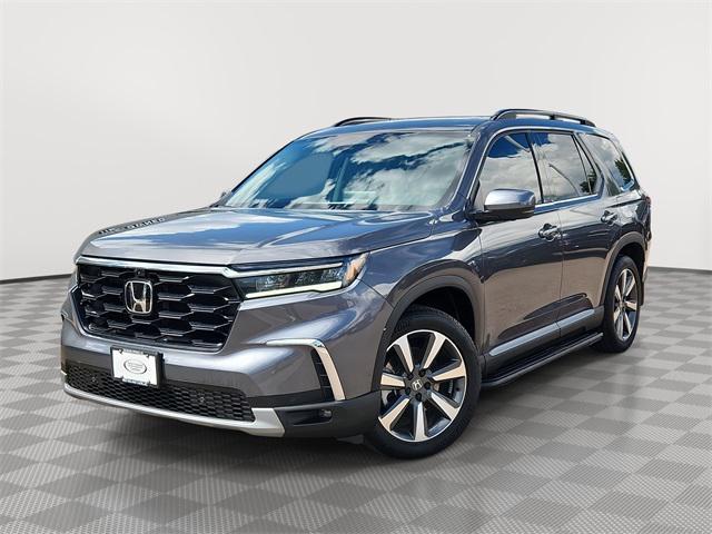 used 2025 Honda Pilot car, priced at $49,500