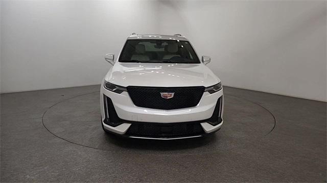 new 2025 Cadillac XT6 car, priced at $68,060