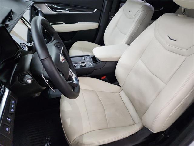 new 2025 Cadillac XT6 car, priced at $68,060