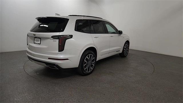 new 2025 Cadillac XT6 car, priced at $68,060