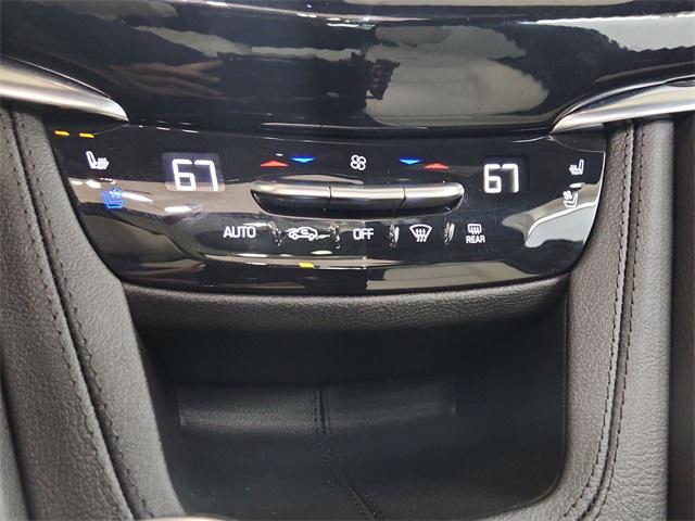 new 2025 Cadillac XT6 car, priced at $68,060