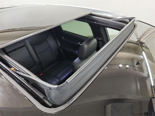 used 2022 Cadillac XT5 car, priced at $42,500