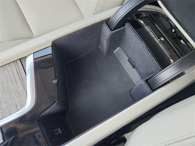 used 2024 Volvo XC90 Recharge Plug-In Hybrid car, priced at $53,000