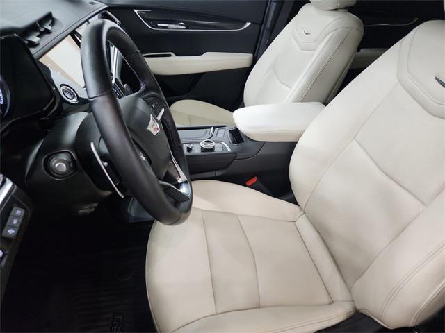 used 2022 Cadillac XT6 car, priced at $45,000