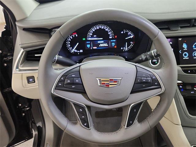 used 2017 Cadillac XT5 car, priced at $21,500