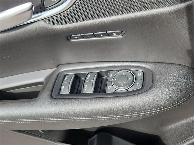 used 2019 Cadillac XT5 car, priced at $30,000