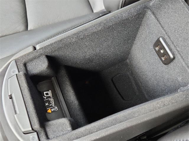 used 2019 Cadillac XT5 car, priced at $30,000