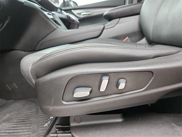 used 2019 Cadillac XT5 car, priced at $30,000