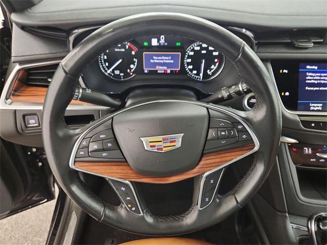 used 2021 Cadillac XT5 car, priced at $35,000