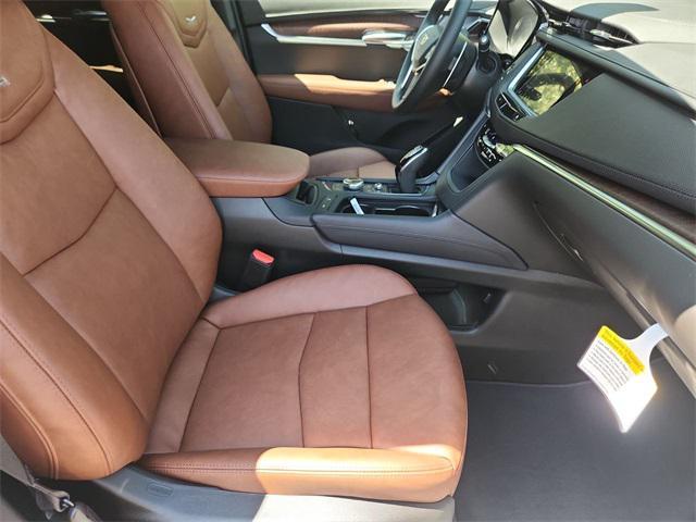 new 2025 Cadillac XT5 car, priced at $65,230