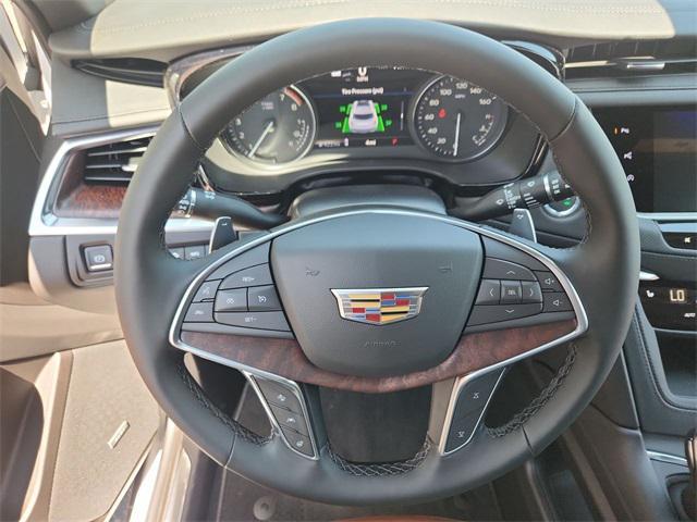 new 2025 Cadillac XT5 car, priced at $65,230