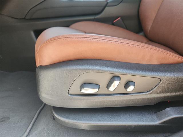 new 2025 Cadillac XT5 car, priced at $65,230