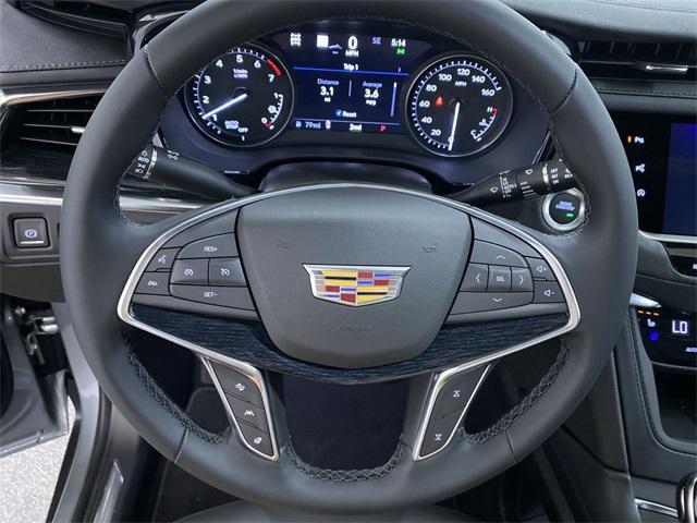 new 2025 Cadillac XT5 car, priced at $59,410