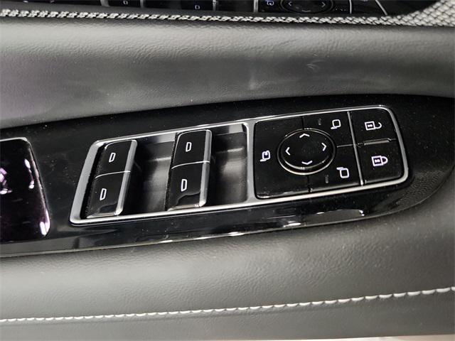 new 2025 Cadillac OPTIQ car, priced at $59,439