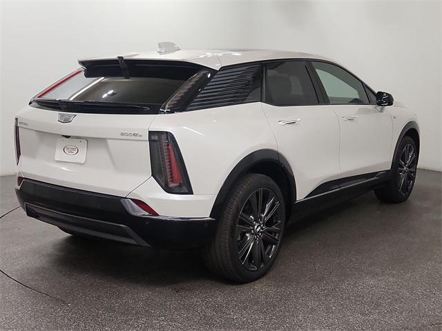 new 2025 Cadillac OPTIQ car, priced at $59,439