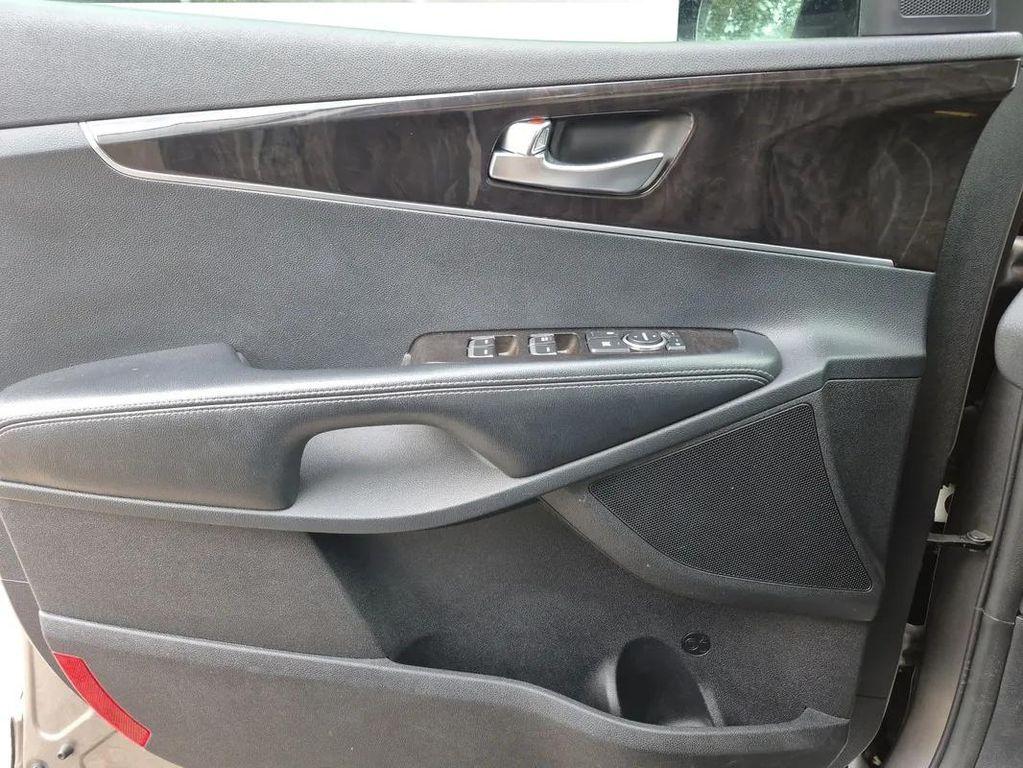 used 2016 Kia Sorento car, priced at $7,495