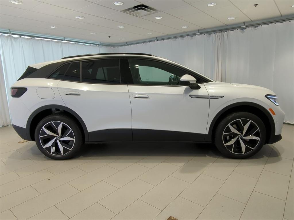 new 2025 Volkswagen ID.4 car, priced at $51,420
