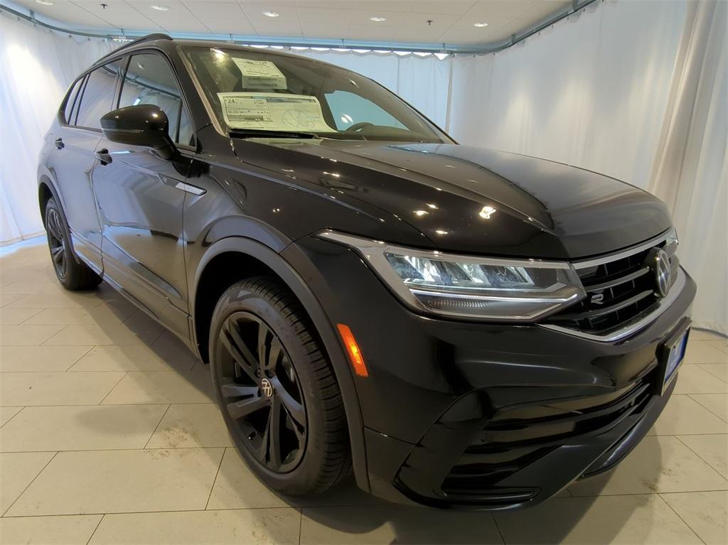 new 2024 Volkswagen Tiguan car, priced at $33,274