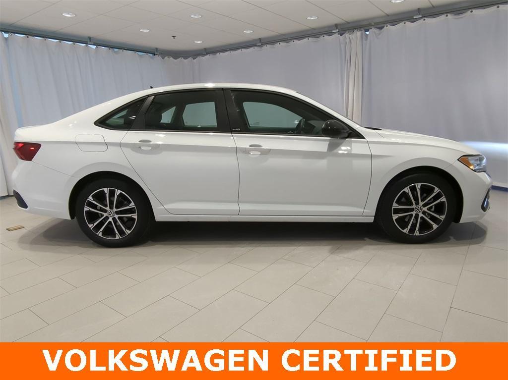 used 2024 Volkswagen Jetta car, priced at $22,978