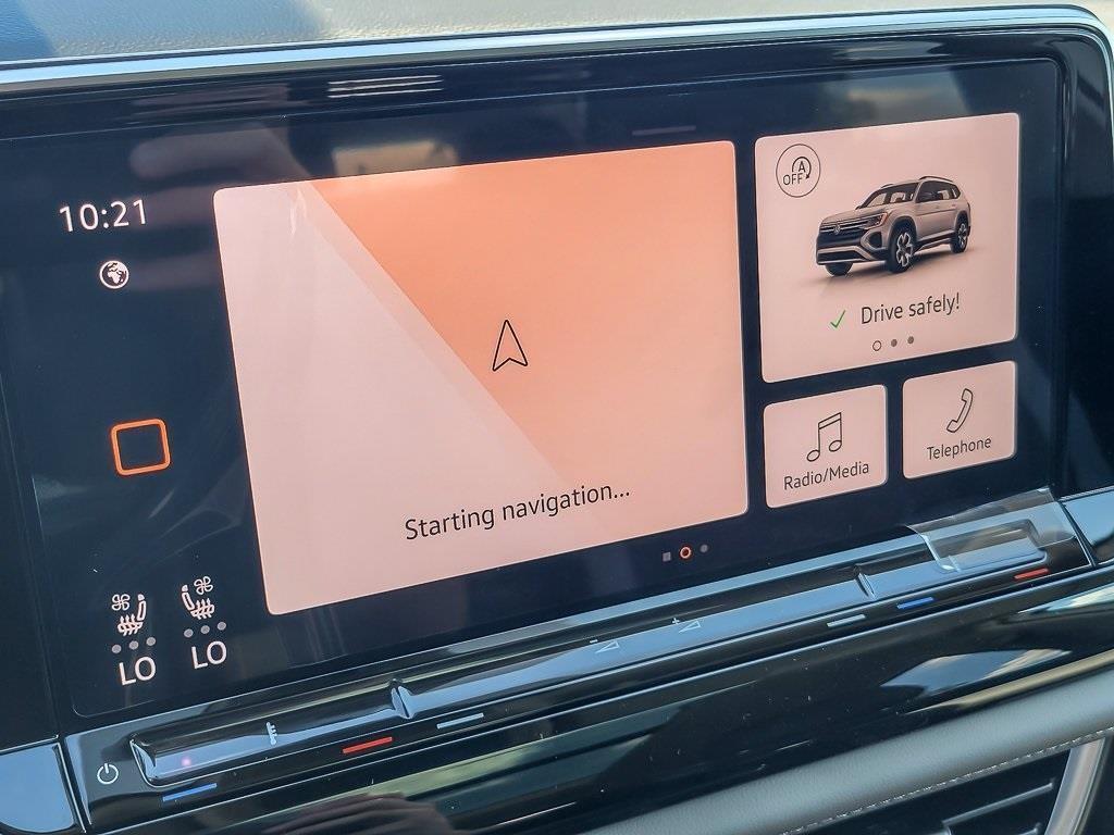 new 2025 Volkswagen Atlas car, priced at $42,077