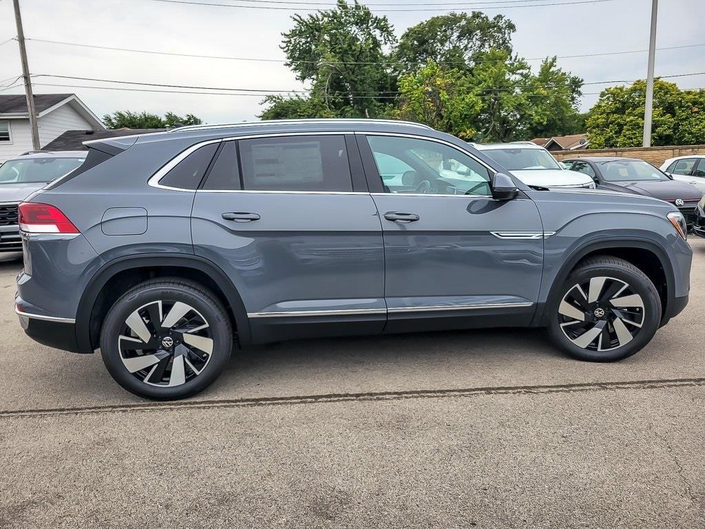 new 2026 Volkswagen Atlas Cross Sport car, priced at $49,158