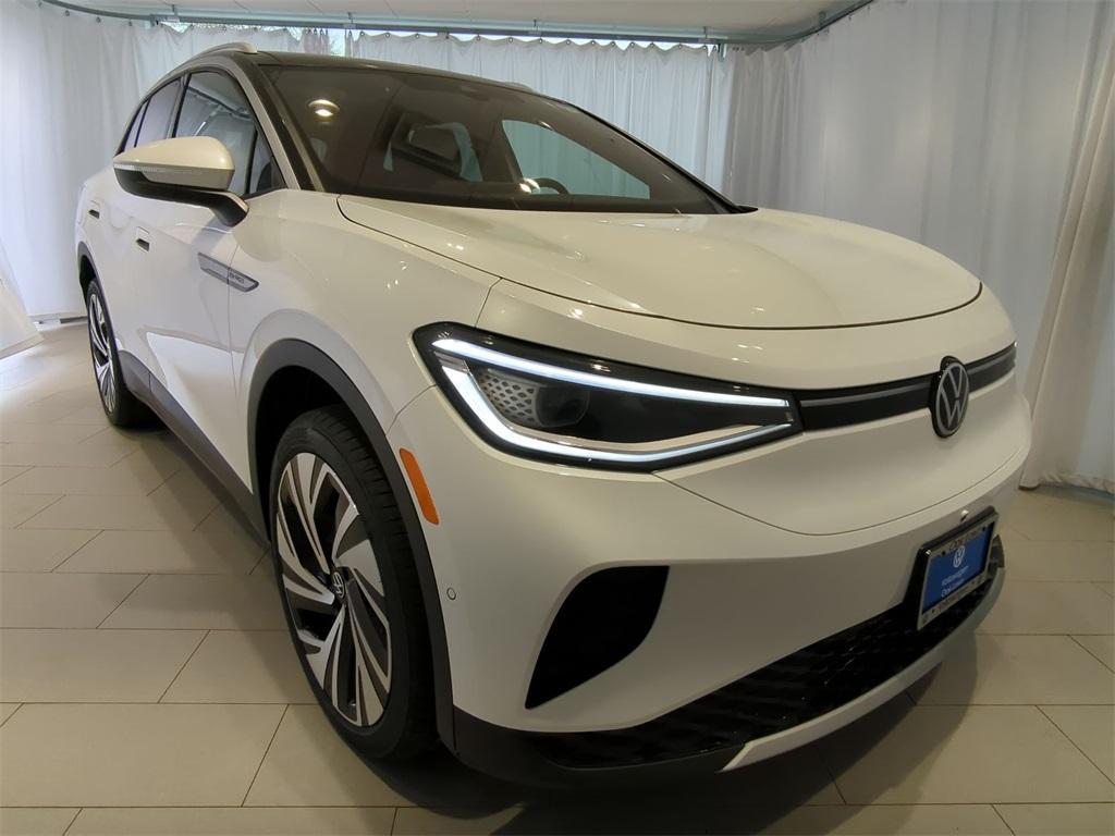 new 2025 Volkswagen ID.4 car, priced at $54,916