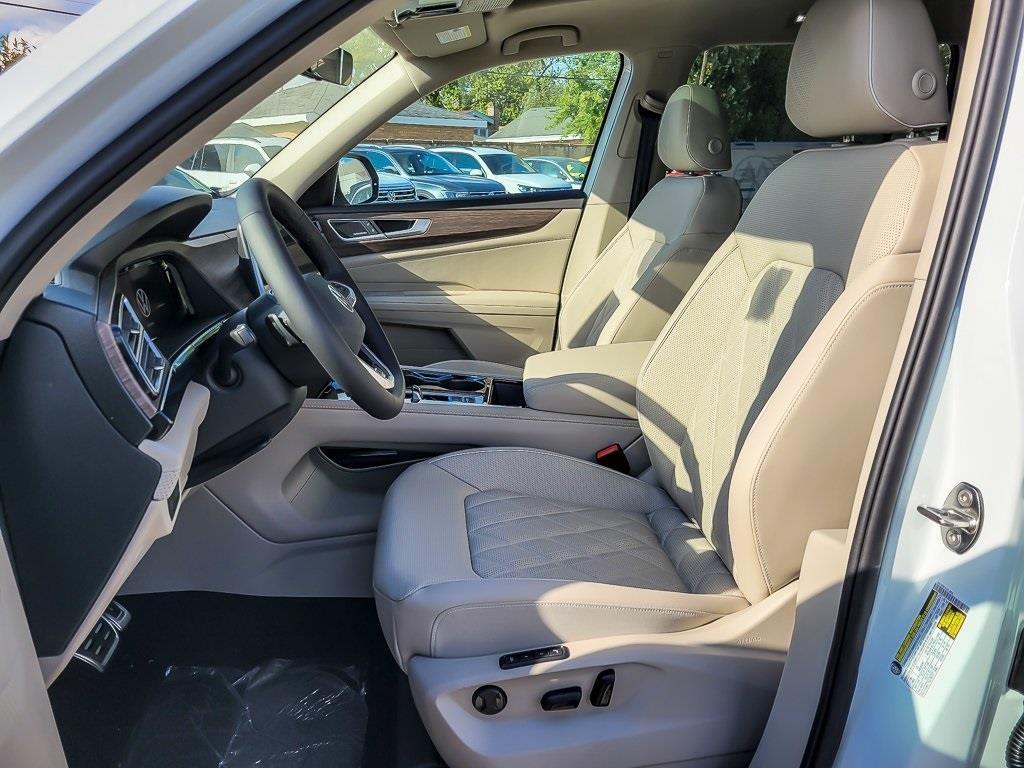 new 2026 Volkswagen Atlas car, priced at $54,716