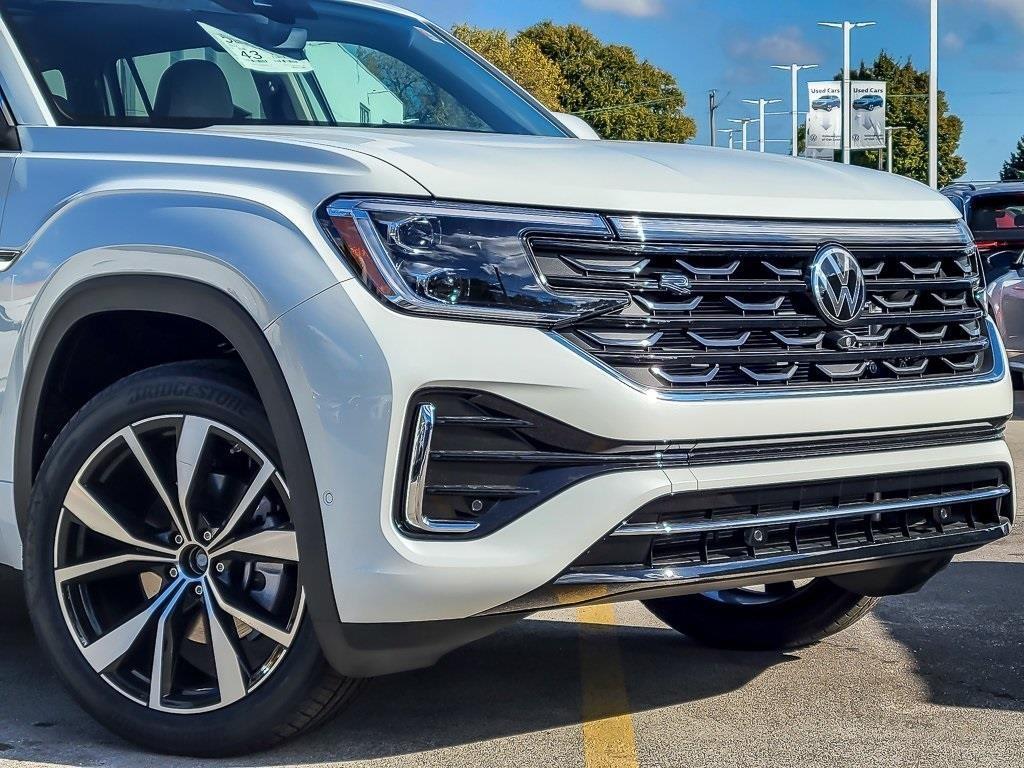 new 2026 Volkswagen Atlas car, priced at $54,716