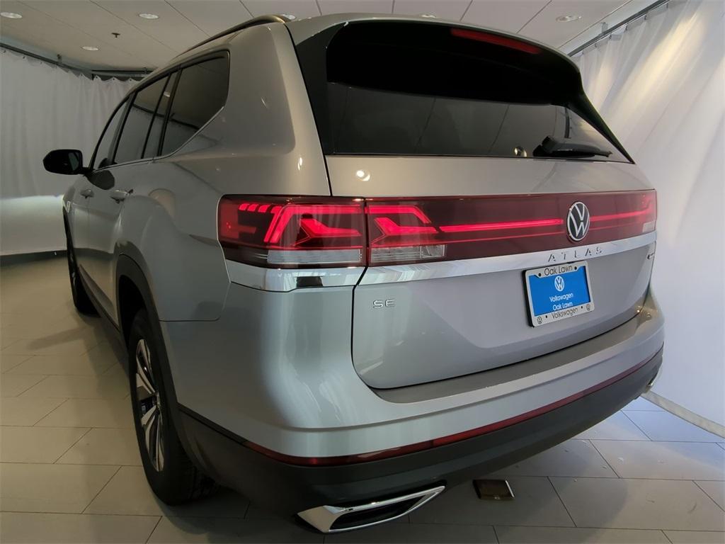 new 2025 Volkswagen Atlas car, priced at $38,367